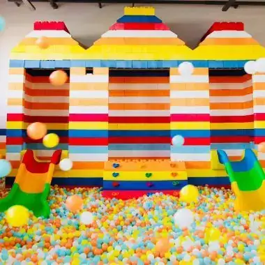 Giant building blocks photo 1