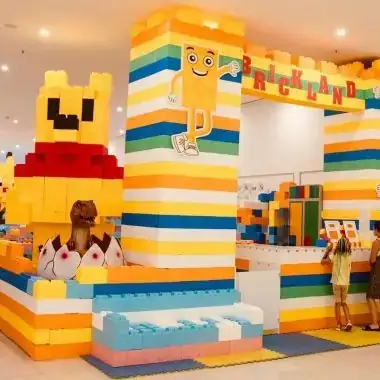 Giant building blocks photo 2